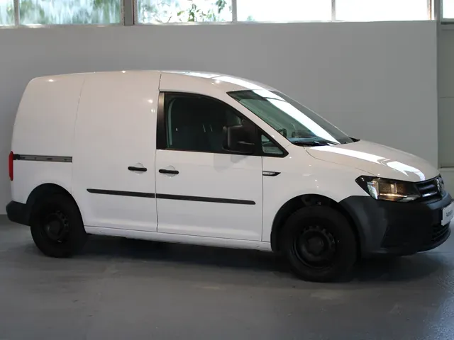 Volkswagen Caddy 2017 photo 2