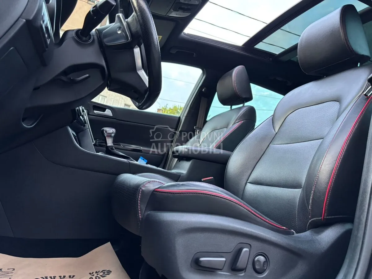 Kia Sportage 2018 photo 2