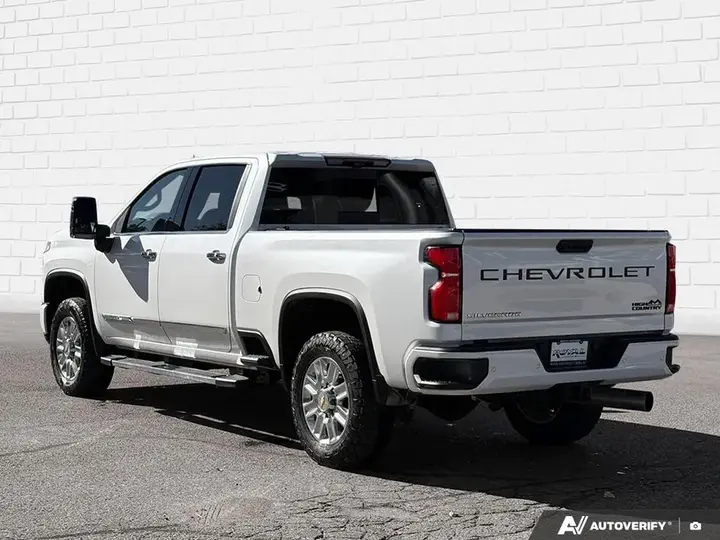 Chevrolet Silverado 2500Hd 2025 photo 4