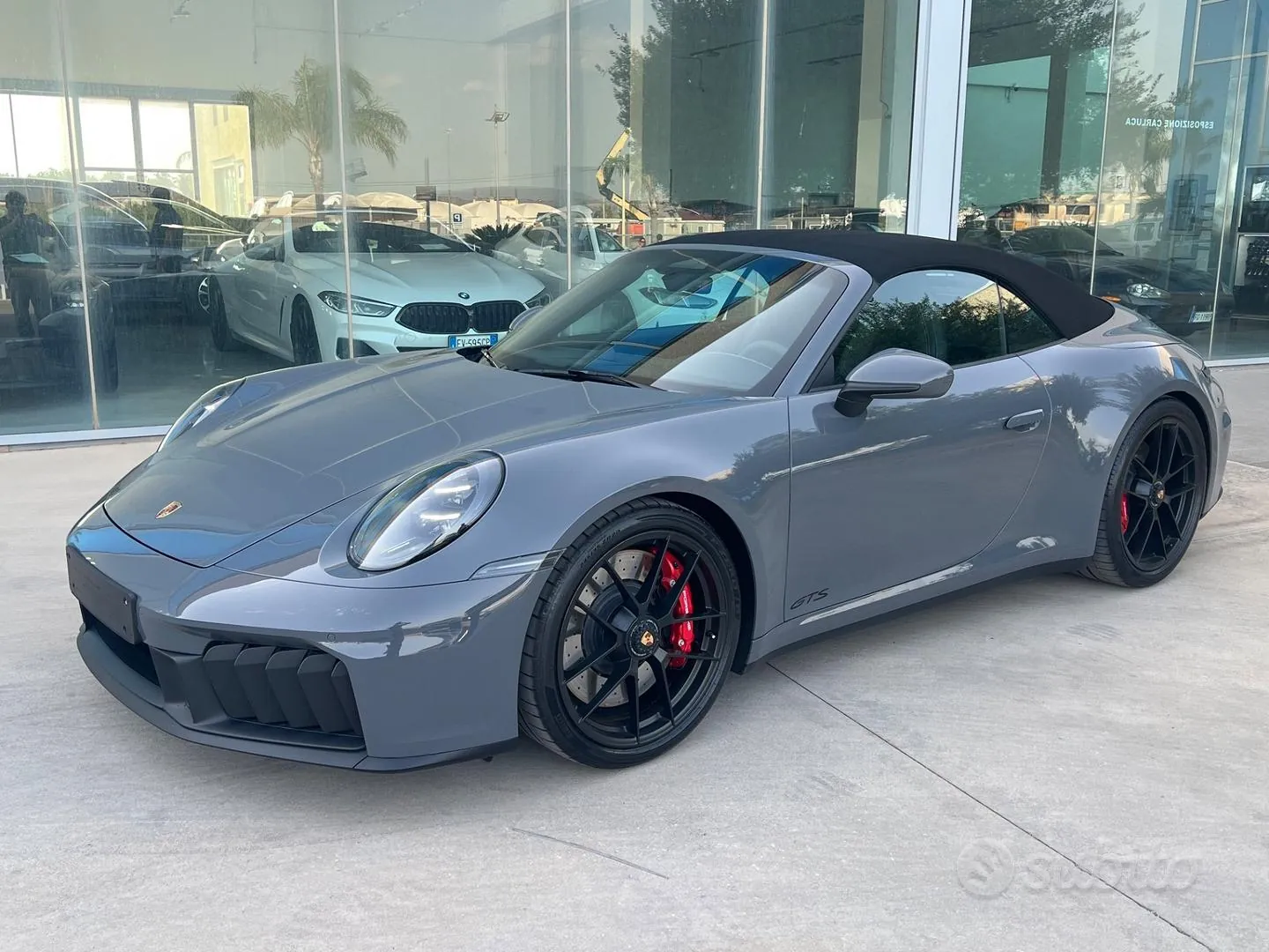 Porsche 911 Carrera 4 Gts Cabriolet