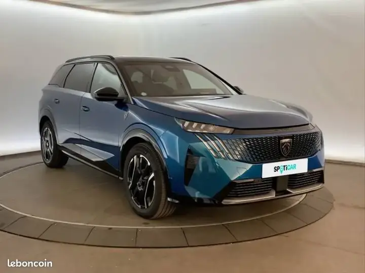 Peugeot 5008 2025 photo 3