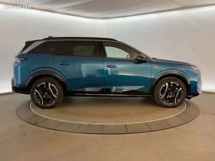 Peugeot 5008 2025 photo 4
