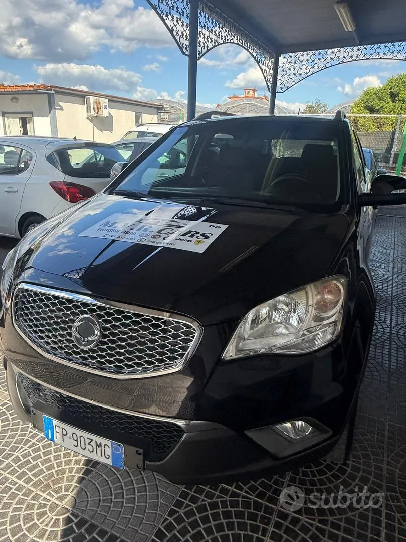 KG Mobility Korando 2015 photo 3