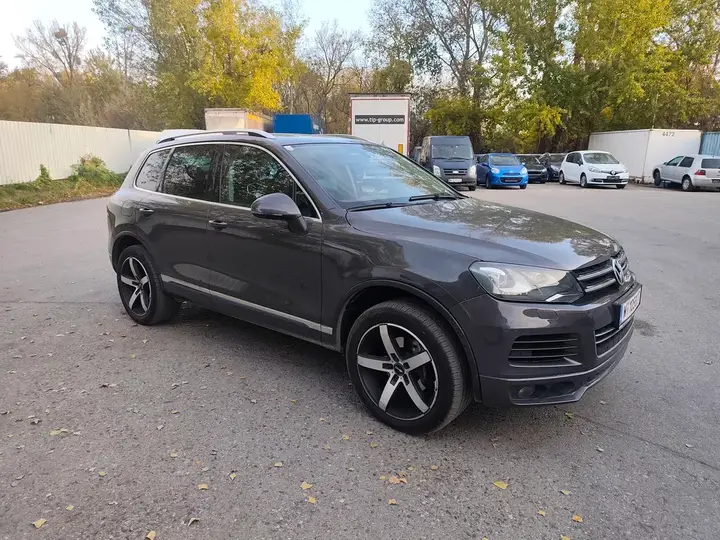 Volkswagen Touareg 2010 photo 3