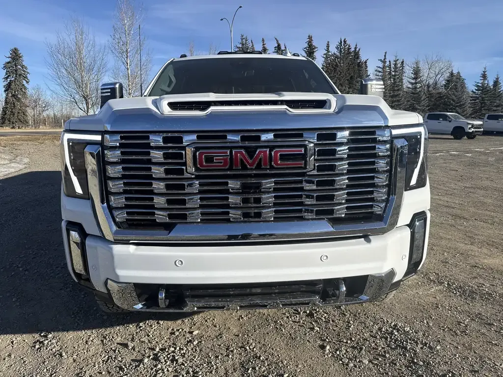 GMC Sierra 3500Hd 2026 photo 2