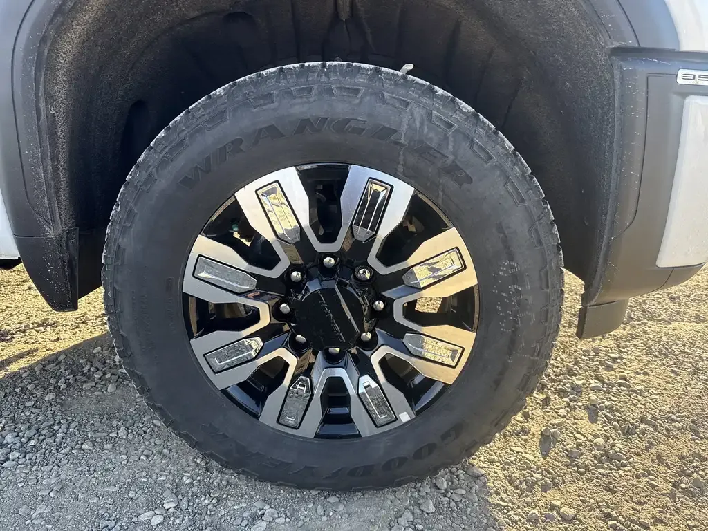 GMC Sierra 3500Hd 2026 photo 4