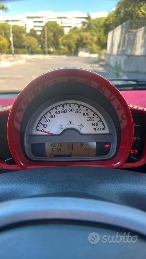 Smart Fortwo 2010 photo 4