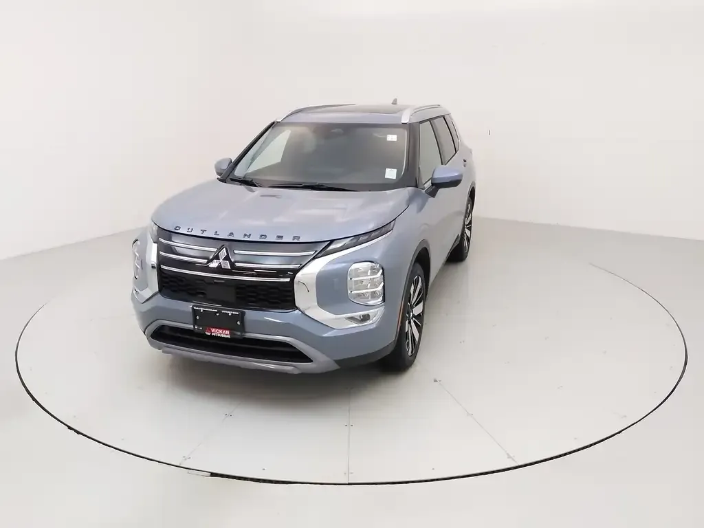 Mitsubishi Outlander 2026 photo 3