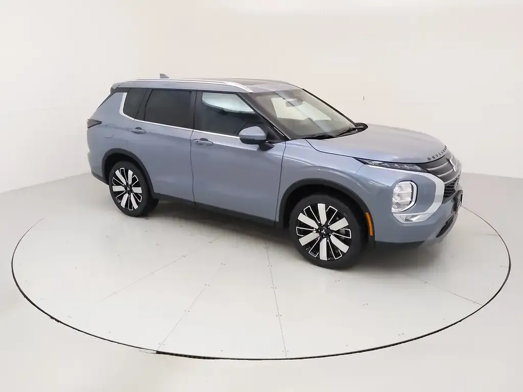 Mitsubishi Outlander 2026 photo 5