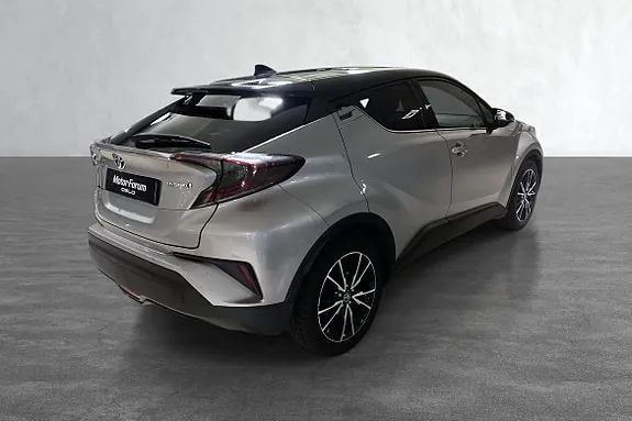 Toyota C-Hr 2016 photo 5