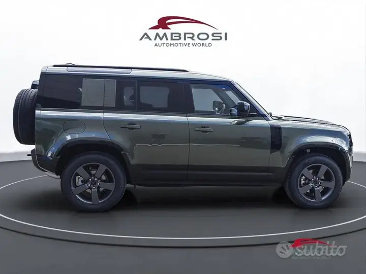 Land Rover Defender 2026 photo 5