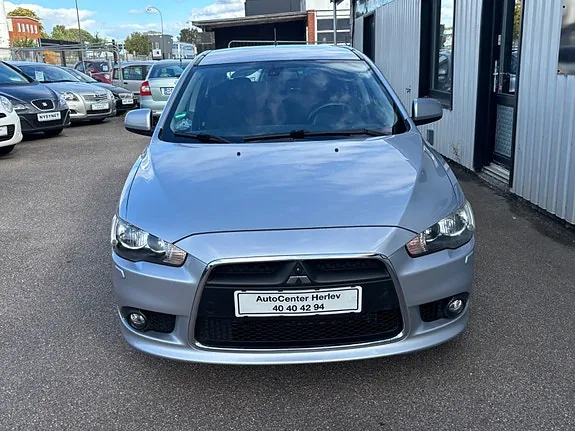 Mitsubishi Lancer 2010 photo 5