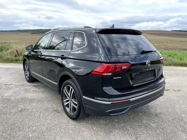 Volkswagen Tiguan Allspace 2022 photo 3