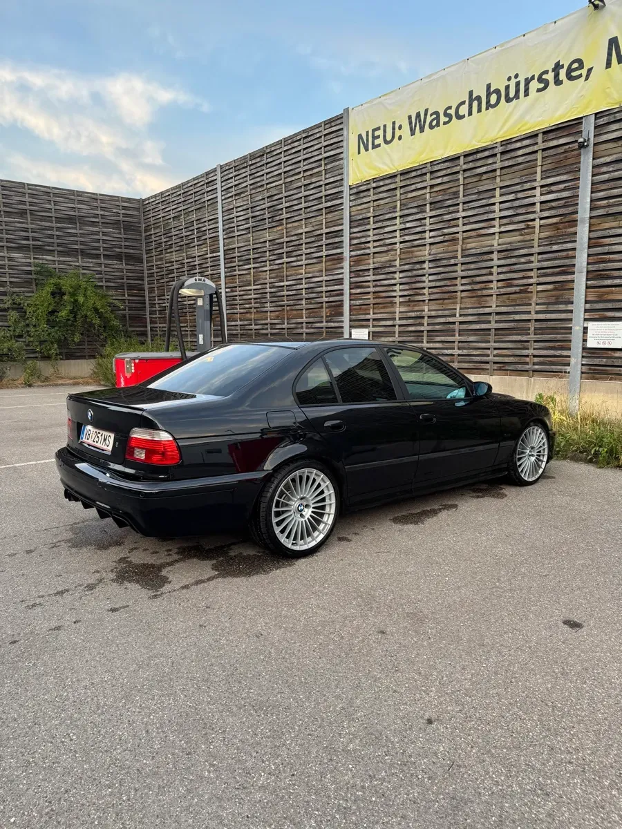 BMW 5 Series 2003 photo 3