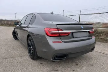 BMW 740E