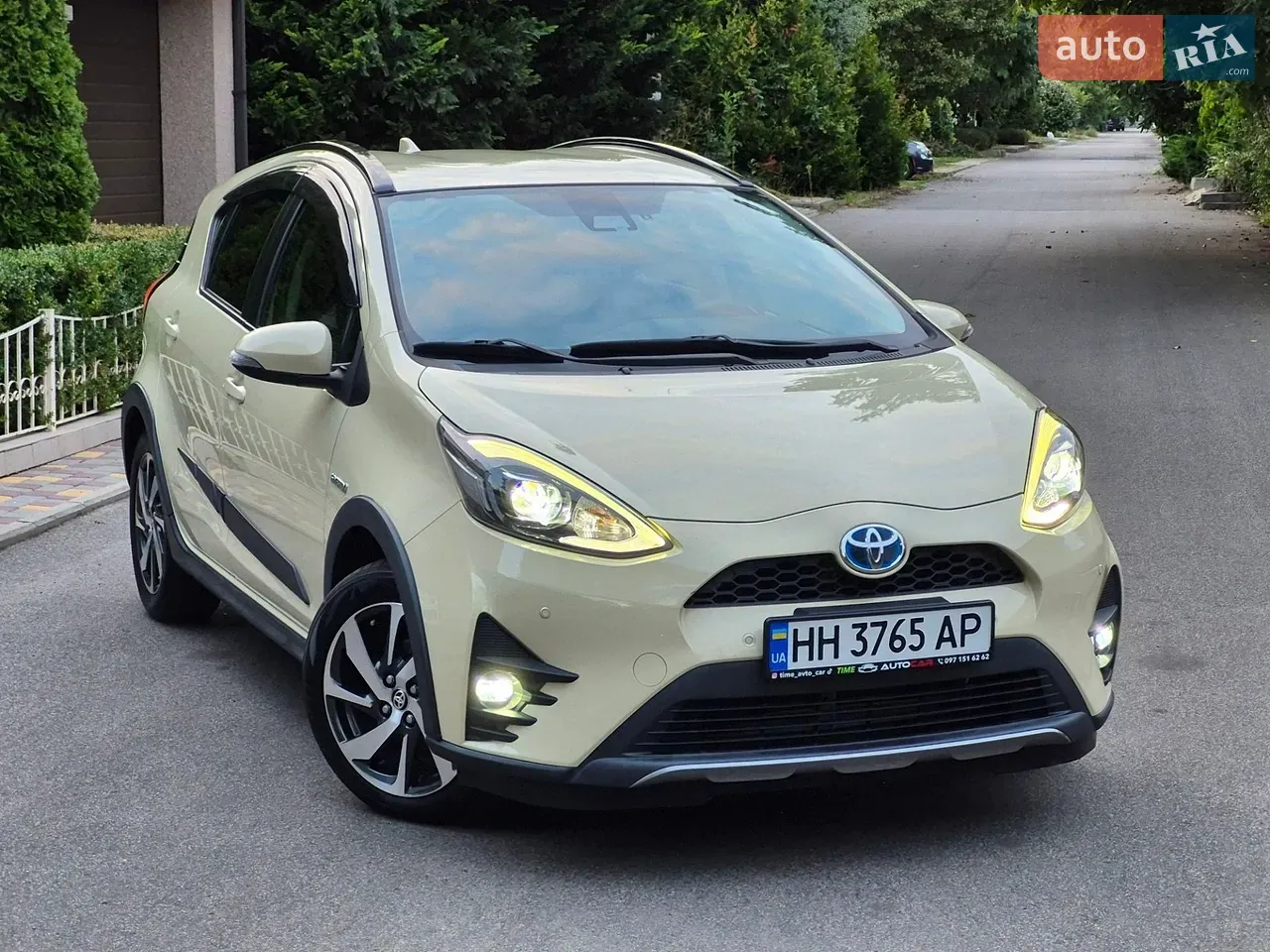 Toyota Aqua 2018 photo 3