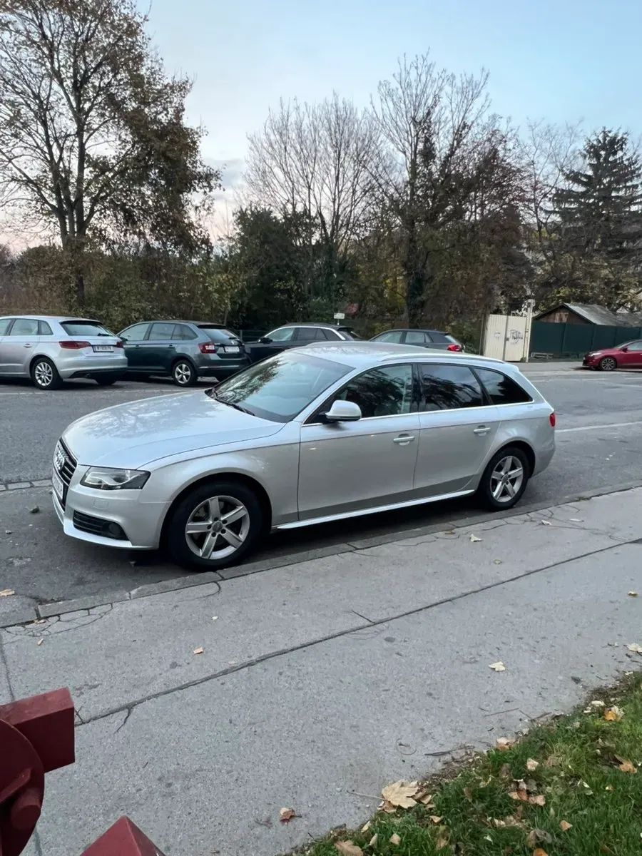 Audi A4 2008 photo 2