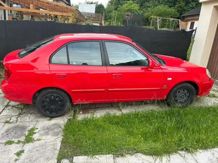 Hyundai Accent 2006 photo 3