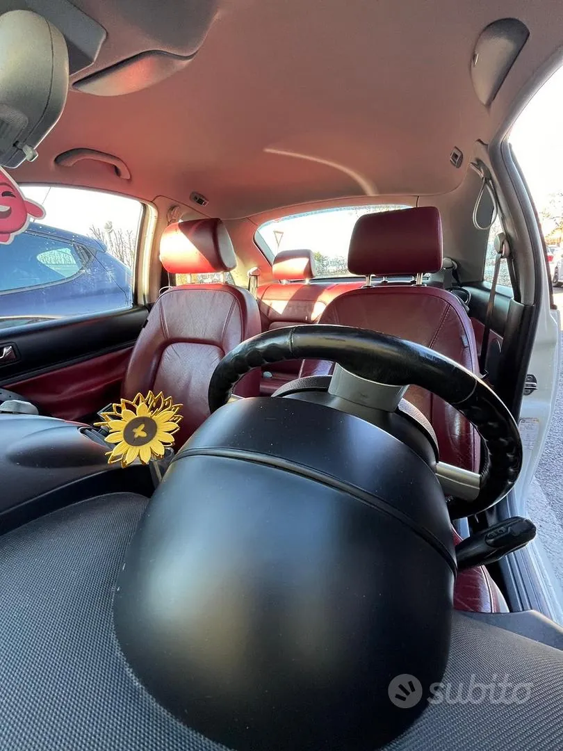 Volkswagen New Beetle 2008 photo 3