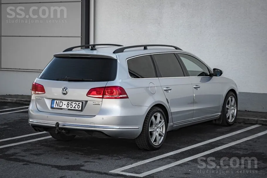 Volkswagen Passat 2011 photo 4