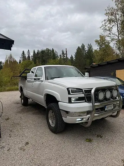 Chevrolet Silverado 2500 2005 photo 2