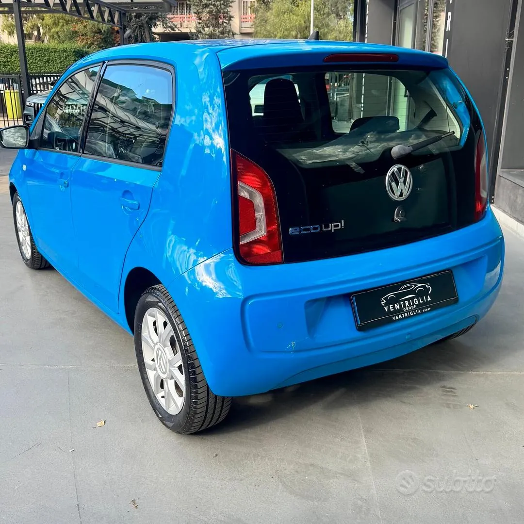 Volkswagen Up 2016 photo 4