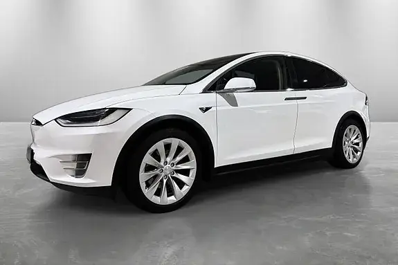 Tesla Model X 2017 photo 2