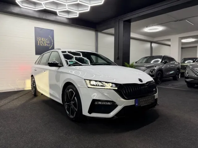 Skoda Octavia Combi 2023 photo 4