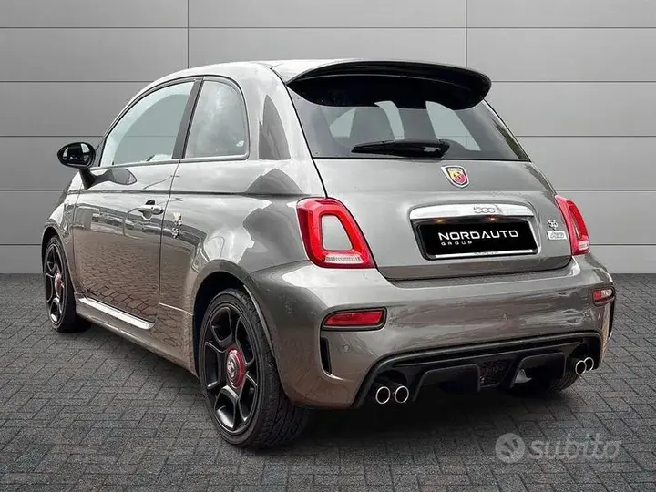 Abarth 595 2019 photo 2