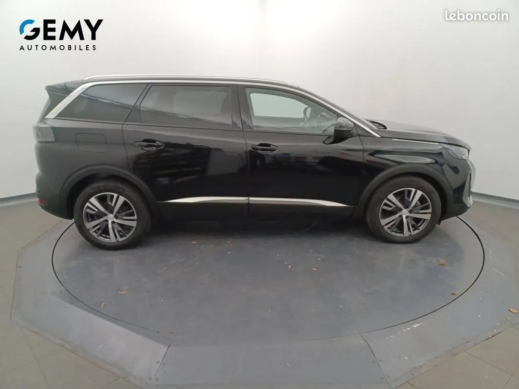 Peugeot 5008 2024 photo 4