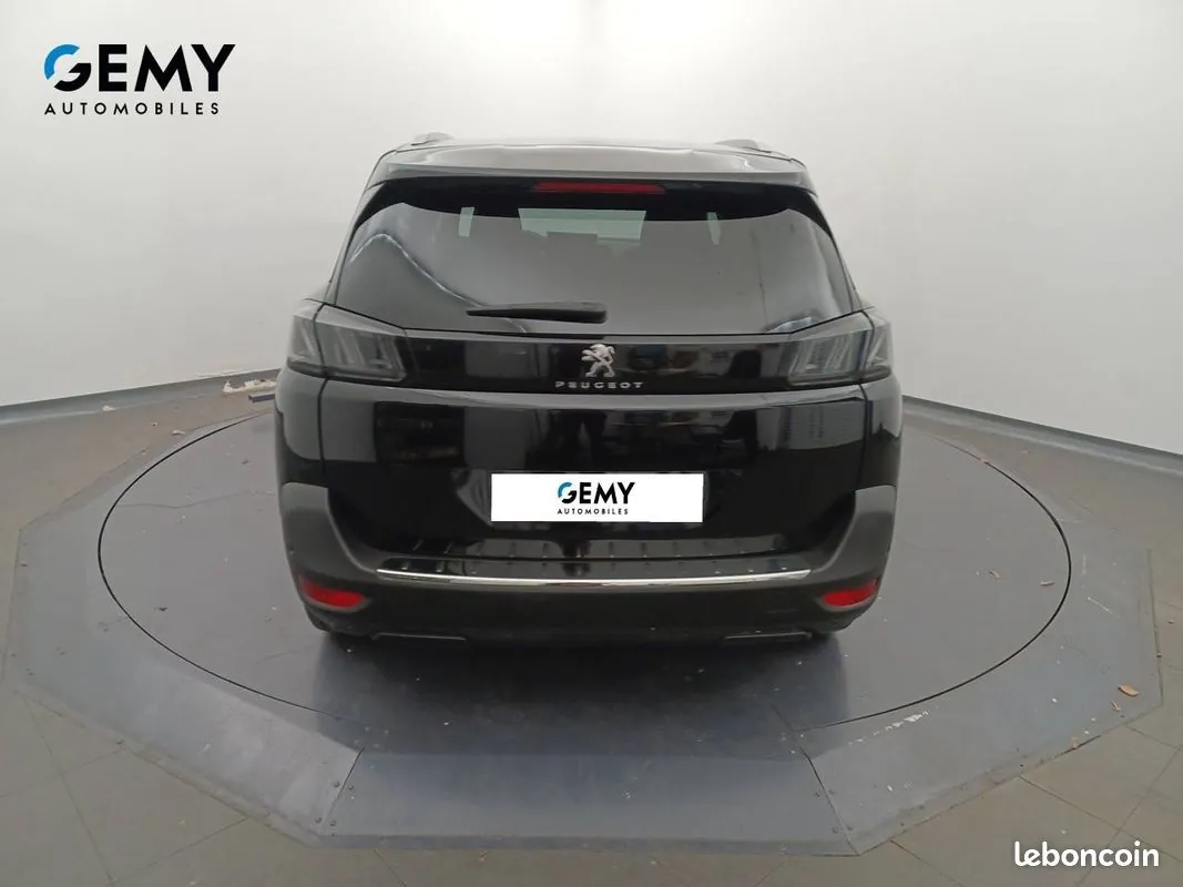 Peugeot 5008 2024 photo 5