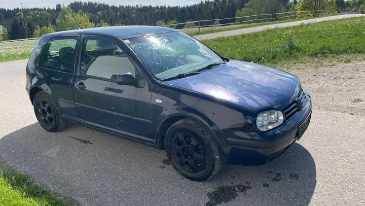 Volkswagen Golf 2000 photo 2