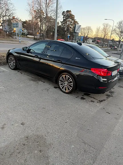 BMW 530E