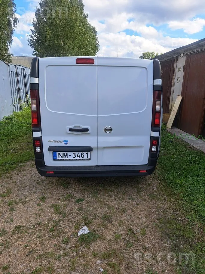 Nissan Nv300 2019 photo 2