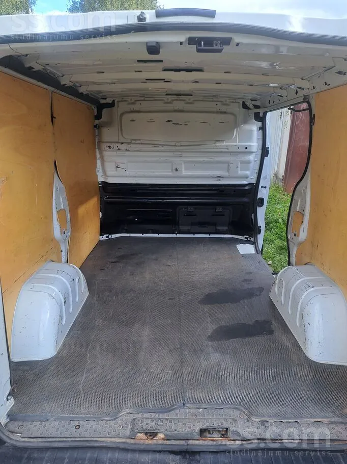 Nissan Nv300 2019 photo 4