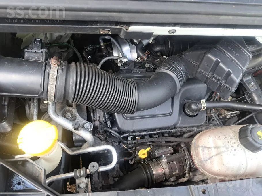 Nissan Nv300 2019 photo 5