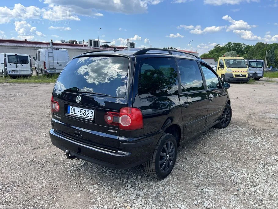 Volkswagen Sharan 2008 photo 4