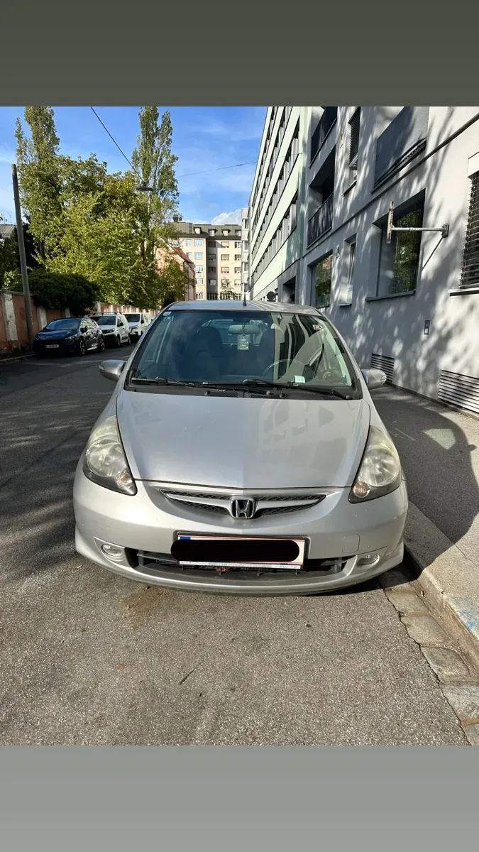 Honda Jazz 2008 photo 2