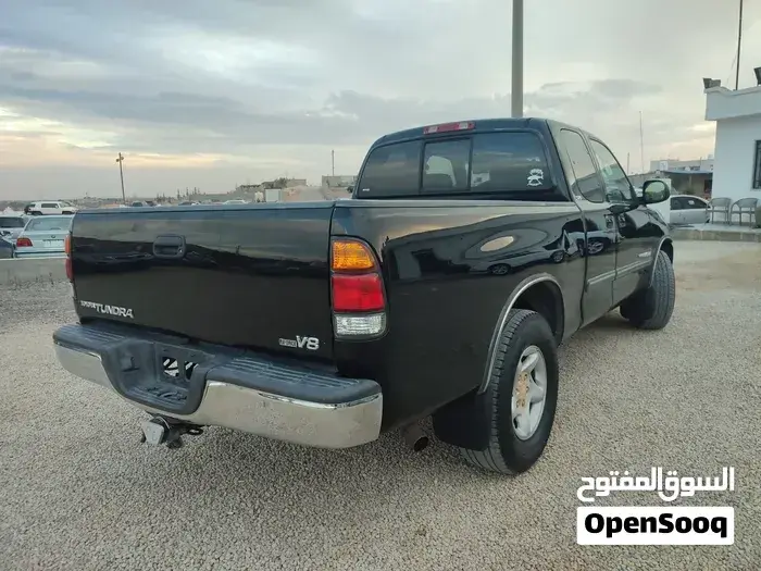 Toyota Tundra 2004 photo 2