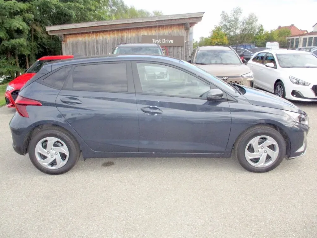 Hyundai I20 photo 2