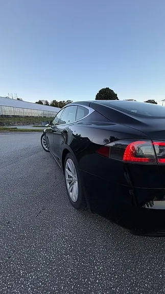 Tesla Model S 2018 photo 4