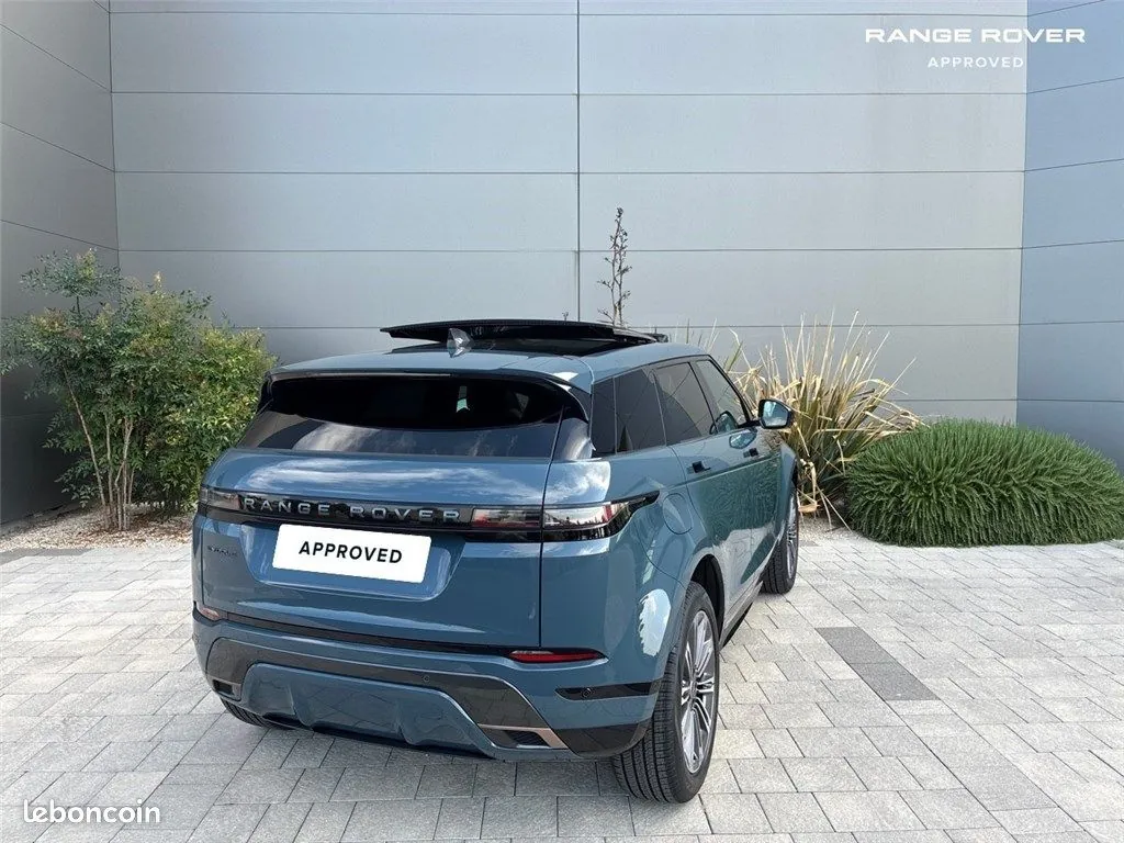 Land Rover Range Rover Evoque 2023 photo 2
