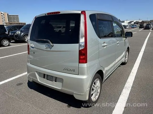 Daihatsu Move 2009 photo 4