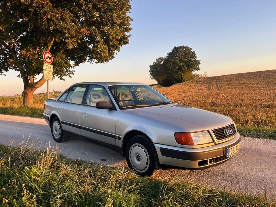 Audi 100 C4