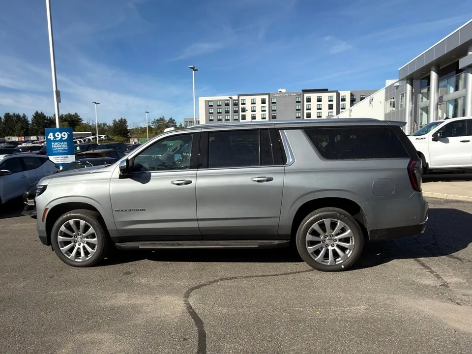 Chevrolet Suburban 2026 photo 2
