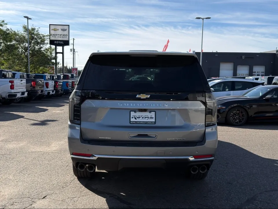 Chevrolet Suburban 2026 photo 4