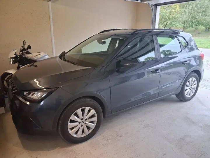 Seat Arona 2024 photo 3