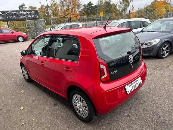 Volkswagen Up 2013 photo 3