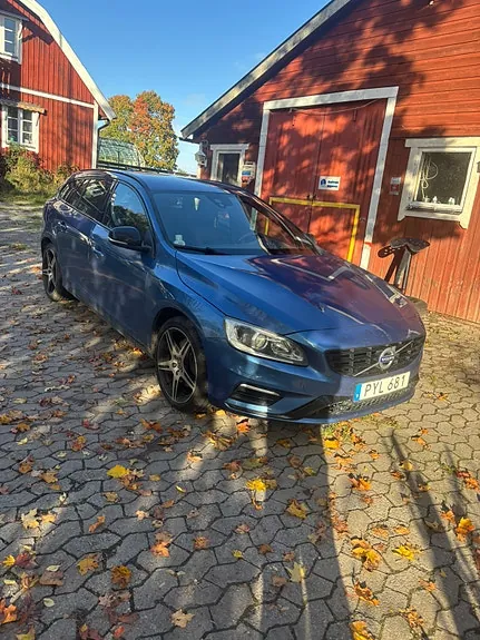 Volvo V60 2016 photo 2