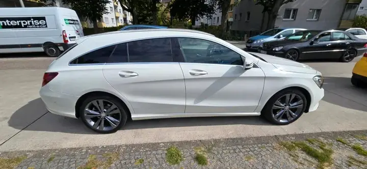 Mercedes-Benz Cla 180 Shooting Brake